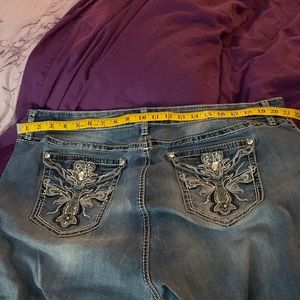 Boutique Plus 24w stretchy bling pocket jeans